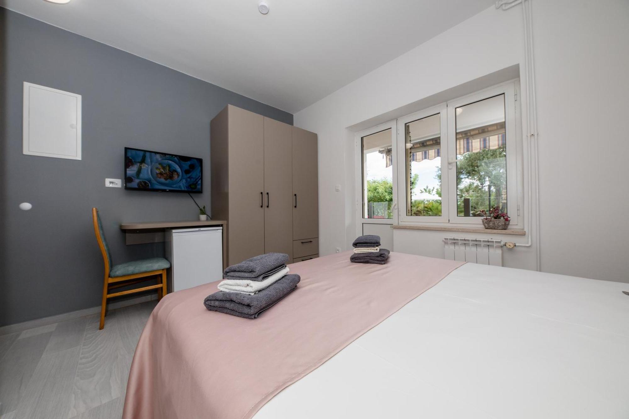 Apartments Vesela Banjol 客房 照片